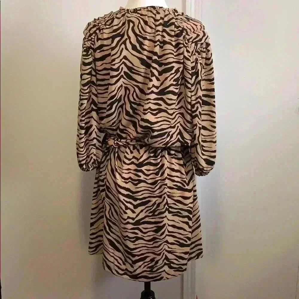 BNWT Rebecca Minkoff Isabella tiger print mini dress in camel zebra size  Xs - Picture 6 of 8